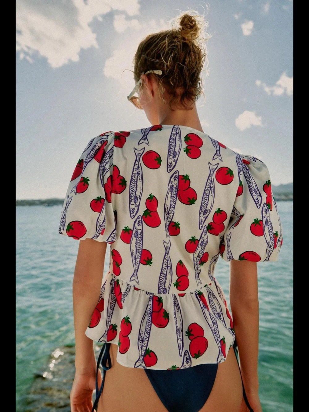 Zara White Puff-Sleeve Tie-Front Blouse with Red Tomato Print